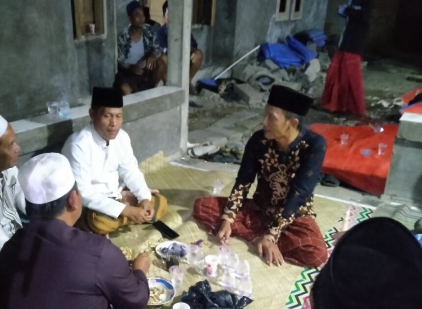 Kepala Desa Waliwis Hadiri Takziah Malam Ketiga di Kediaman Warga Kampung Buaran